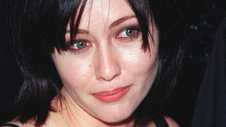 Shannen Doherty smiling