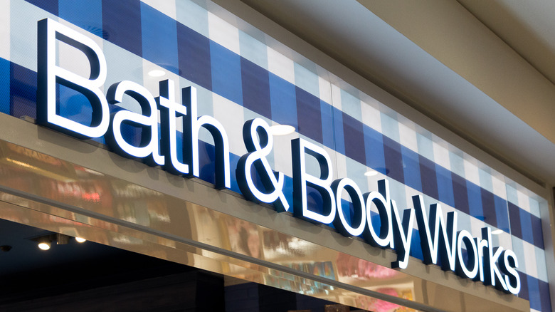 Bath and Bodyworks storefront sign.