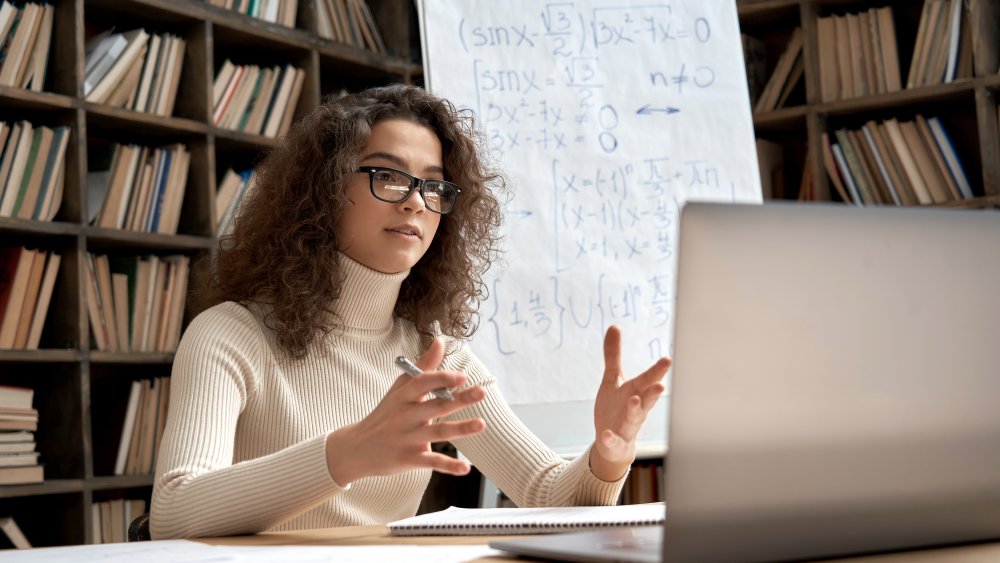 Woman delivering an online lecture