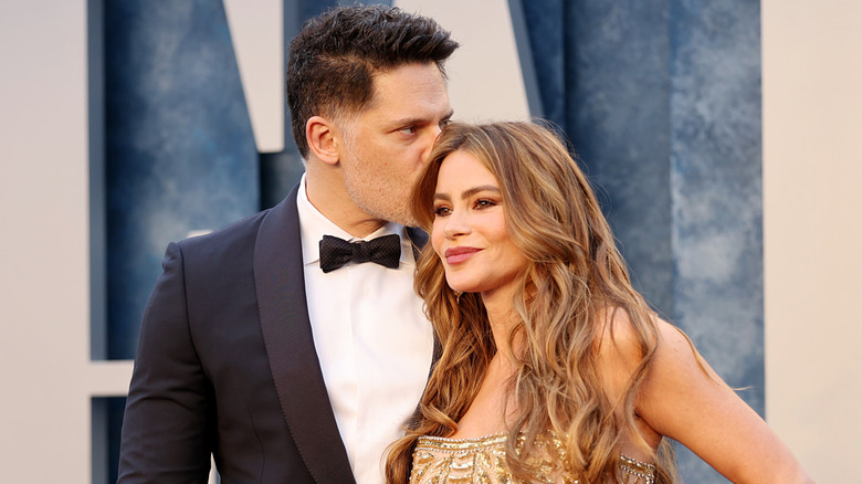 oe Manganiello and Sofía Vergara attend the 2023 Vanity Fair Oscar Party