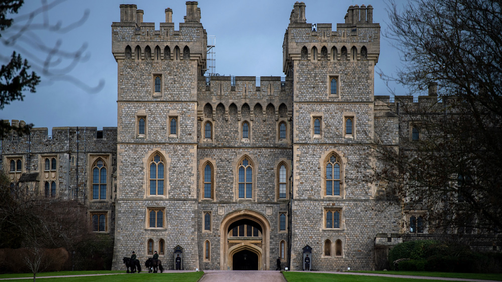 The Ridiculous Number Of Rooms Queen Elizabeth's Second Palace Has
