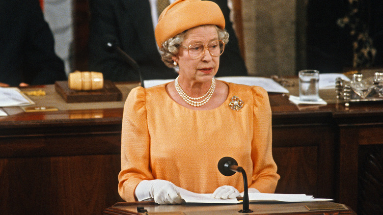 Queen Elizabeth II addresses the U.S. Congress