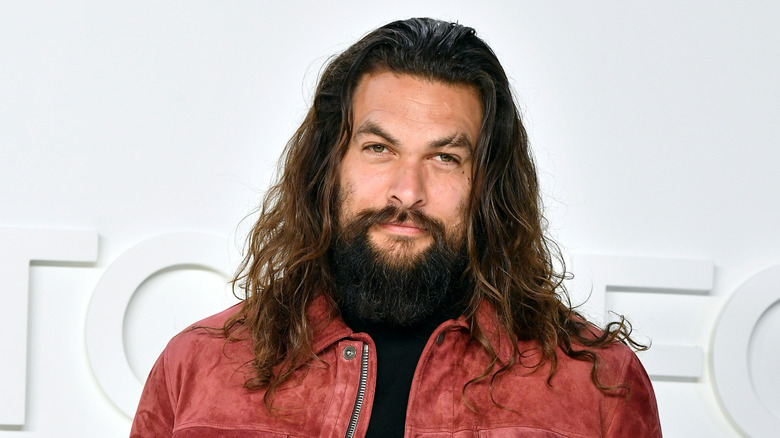 Jason Momoa posing