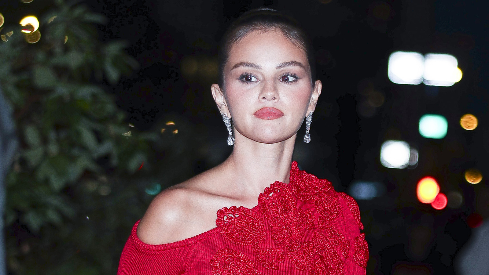 <a href="https://www.thelist.com/1977415/selena-gomez-weight-loss-transformation-sad-truth/" target="_blank">The Sad Truth About Selena Gomez’s Weight Loss Transformation</a>