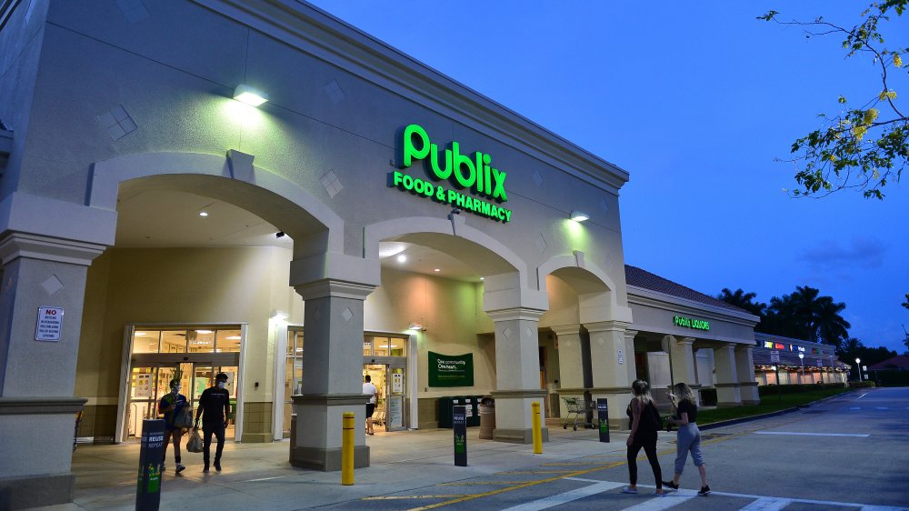 Publix storefront