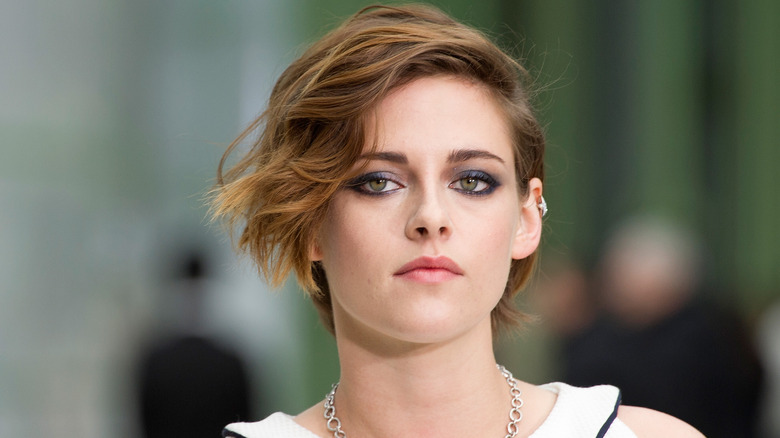 Kristen Stewart poses at an event