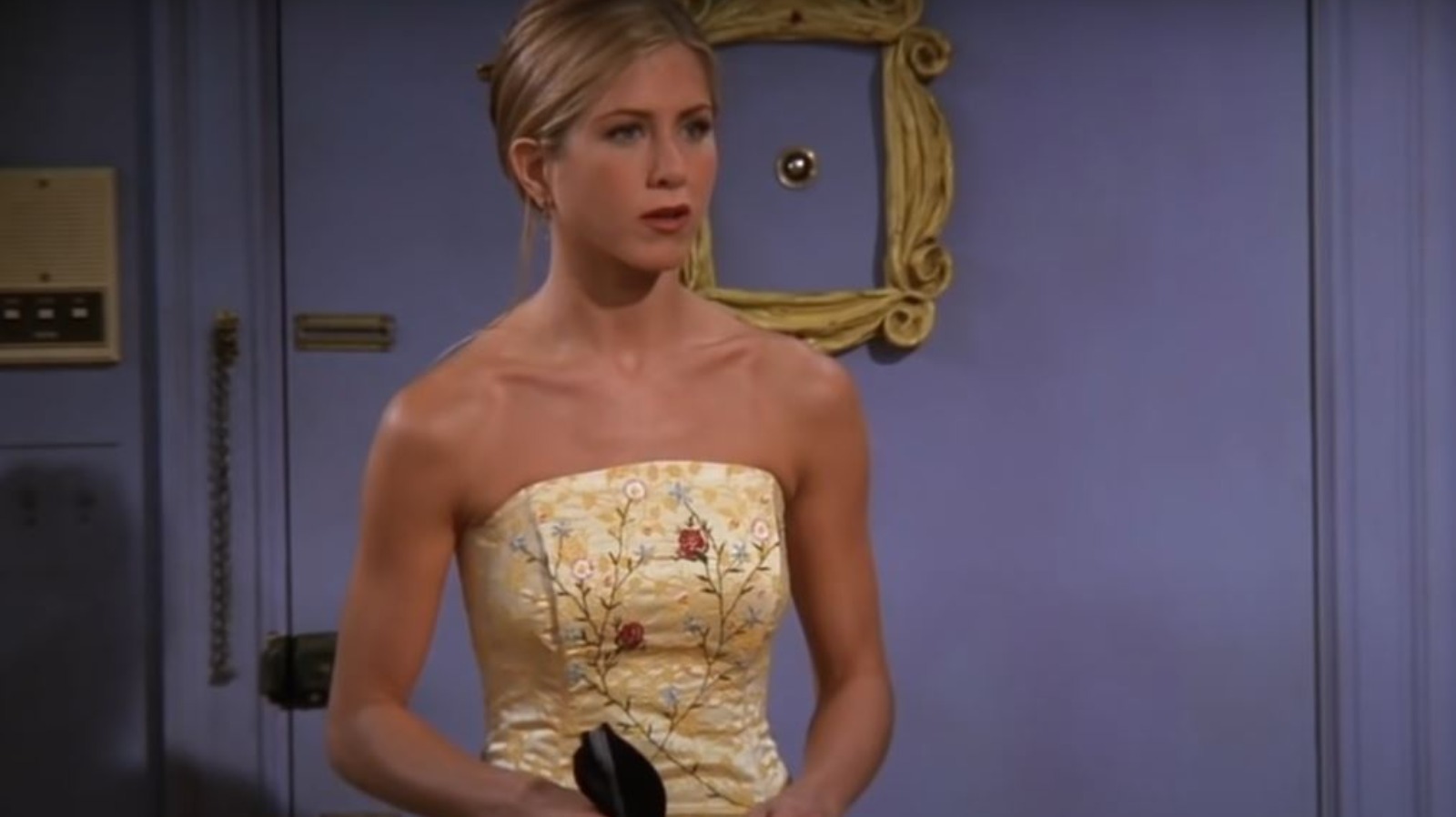 Jennifer Aniston's 'Friends' Beauty Looks Cemented the Show's Legacy