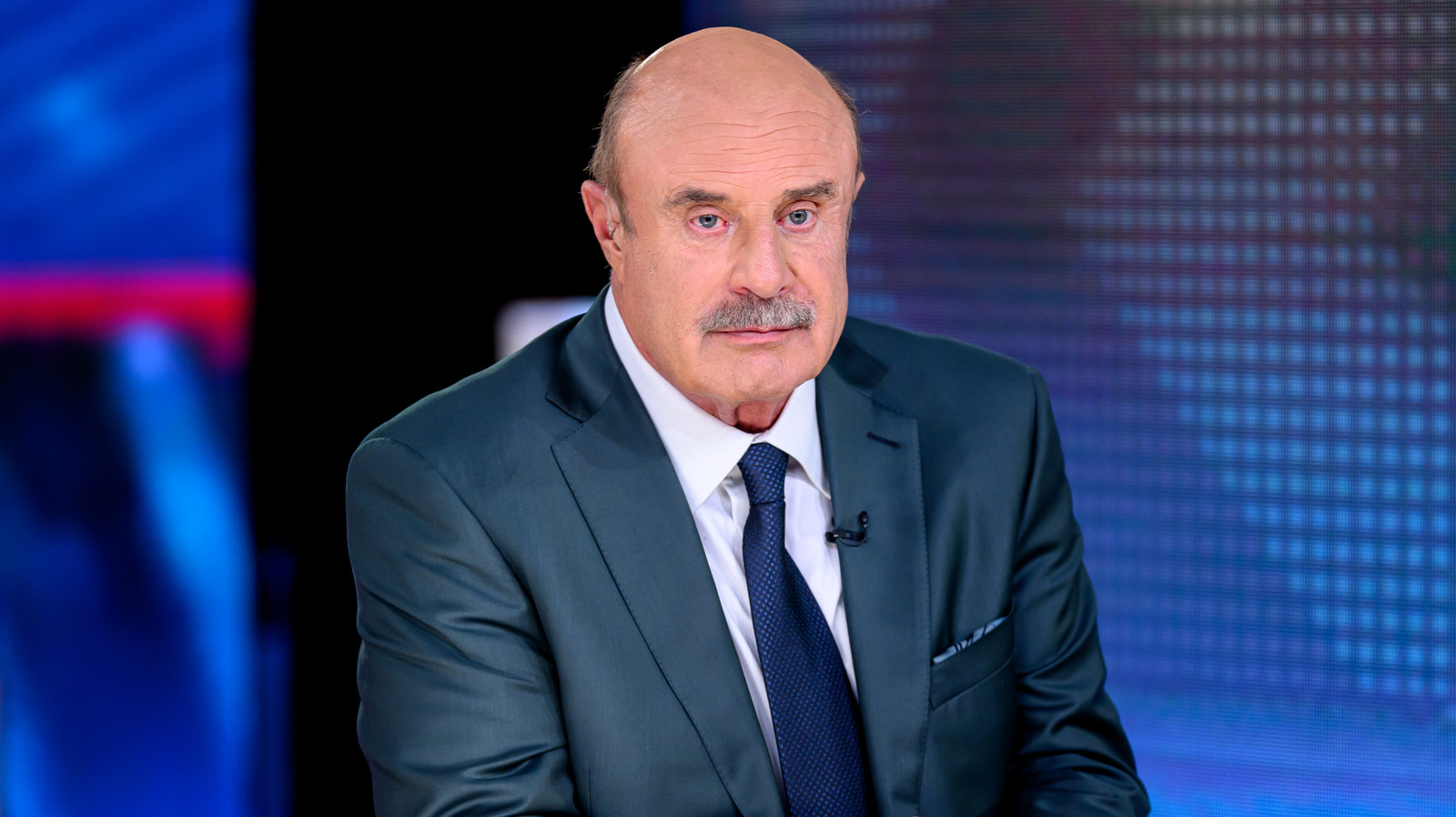 <a href="https://www.thelist.com/2042503/why-dr-phils-first-marriage-failed-according-to-ex-wife/" target="_blank">The Shady Reason Dr. Phil’s First Marriage Ended, According To His Ex-Wife</a>