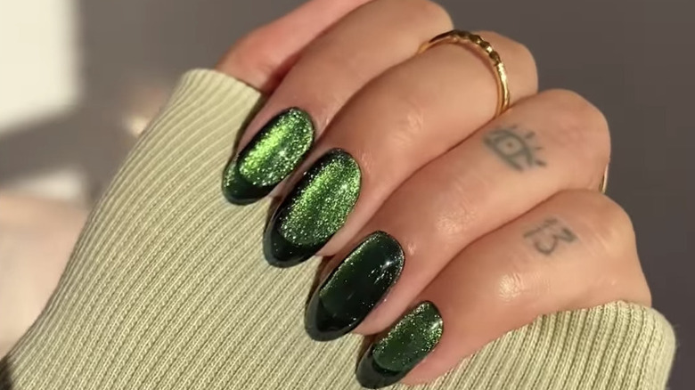 The Shimmery Cat Eye Trend Takes Velvet Nails To The Next Level
