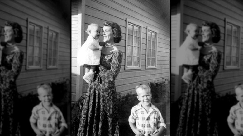 Barbara Bush with her children, George W. Bush and Pauline Robinson "Robin" Bush (1950)