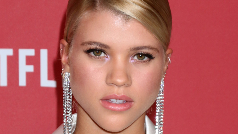 Sofia Richie posing