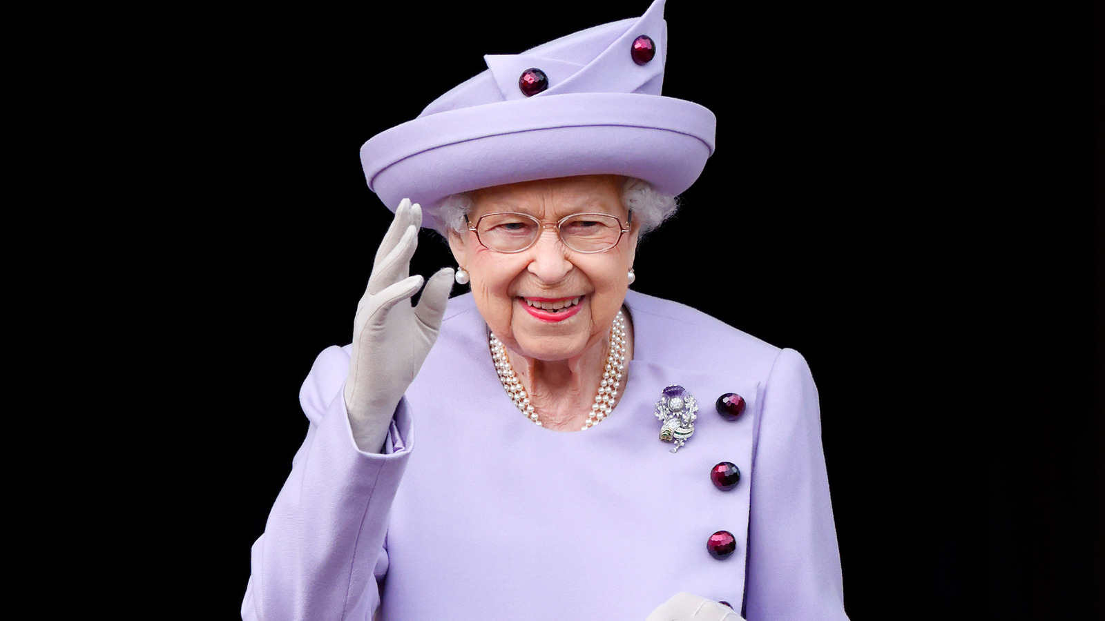 The Strangest Things Queen Elizabeth Banned For Royals During Her Reign