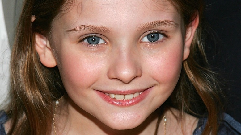 Abigail Breslin smiling