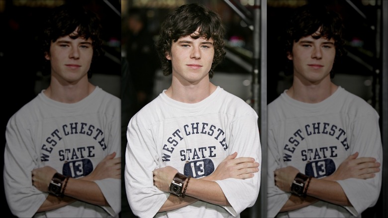 Charlie McDermott posing at a premiere