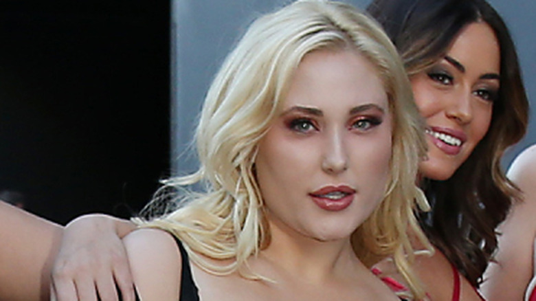 Hayley Hasselhoff and other plus-size models protesting