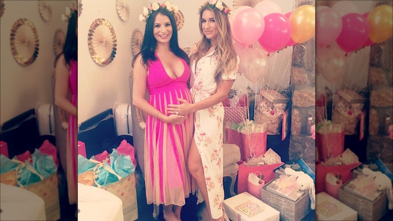 Sydney Bass and Jessie James Decker smiling