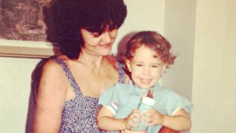 Young Jordana Brewster with her mom