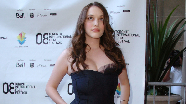Kat Dennings posing