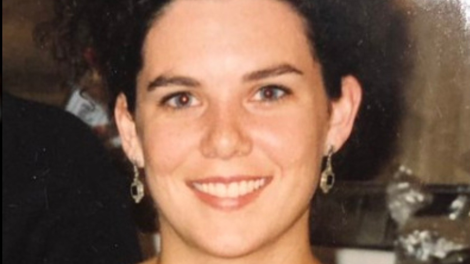 The Stunning Transformation Of Lauren Graham