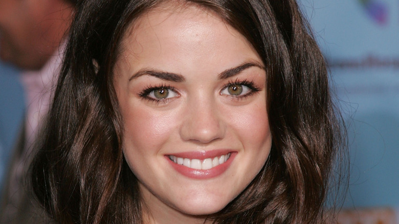 Lucy Hale Workout Routine Guide 