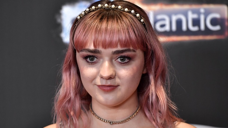 6. Maisie Williams' Blue Hair Is the Ultimate Summer Hair Transformation - wide 4