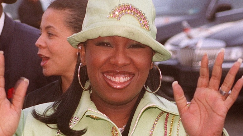 Missy Elliott smiling in 1999