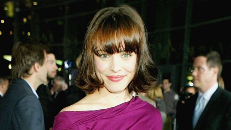 Rachel McAdams in 2004 wearing magenta