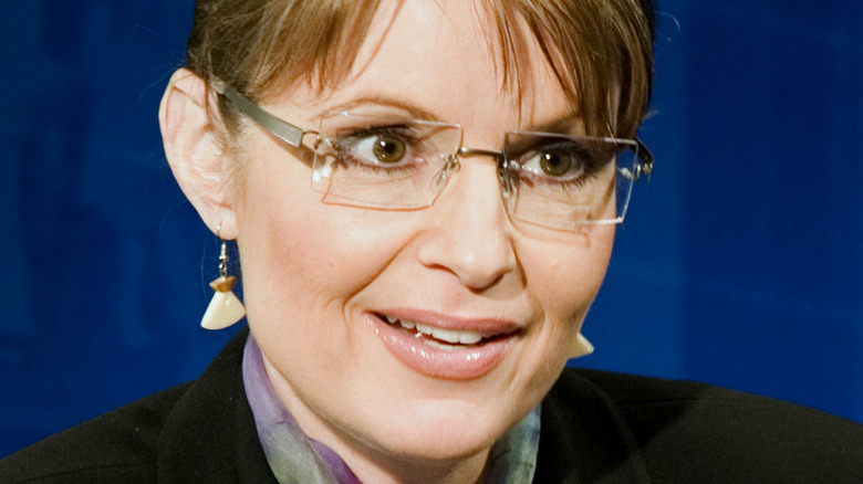Sarah Palin wearing glasses 