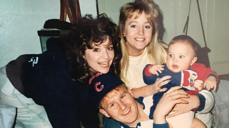 Sarah Palin smiling with family
