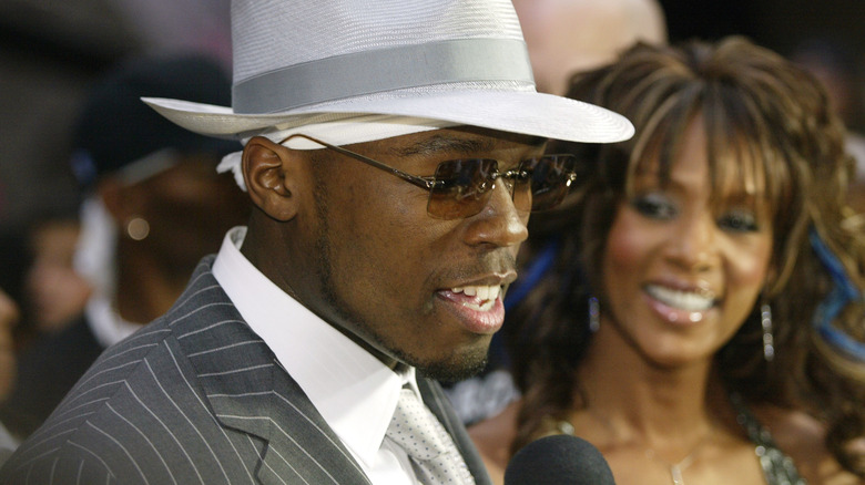 50 Cent and Vivica A. Fox posing