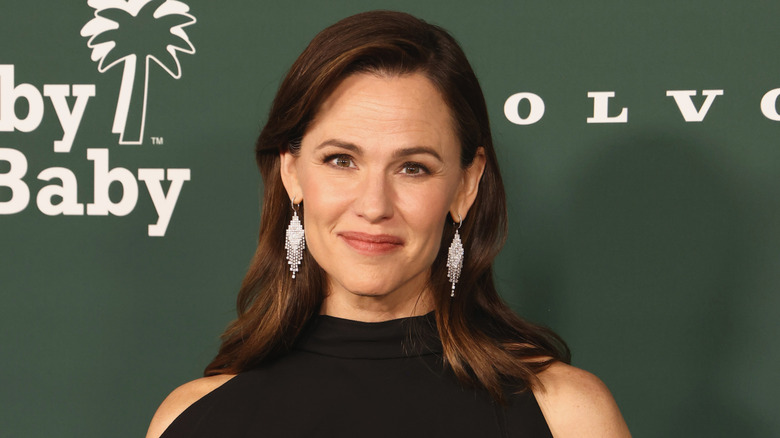 Jennifer Garner smiles at the 2024 Baby2Baby Gala