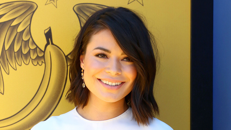 Miranda Cosgrove smiling 