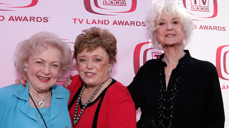 The stars of The Golden Girls pose together