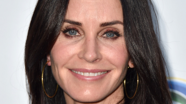 Courteney Cox smiling