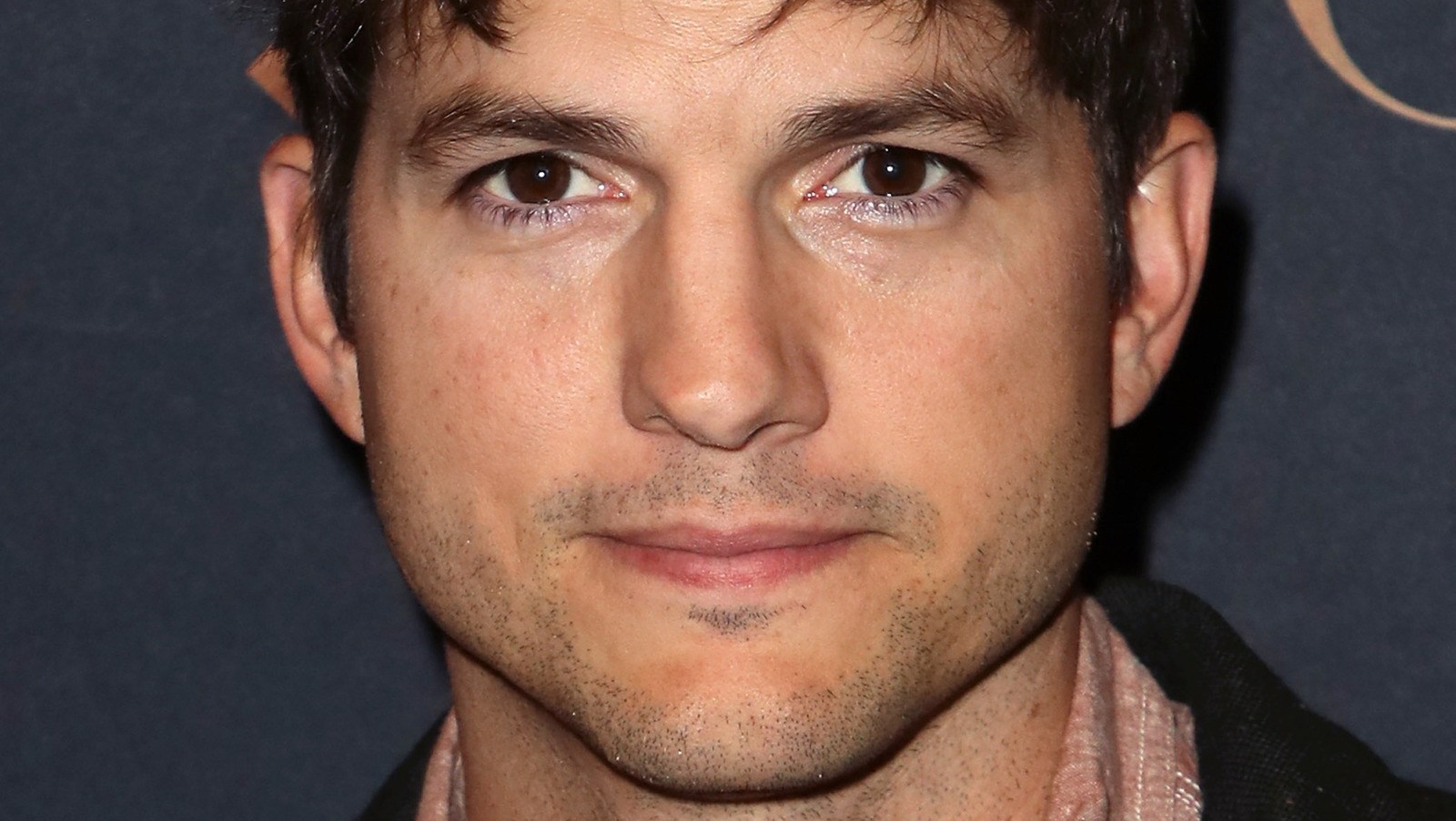 The Surprising Genetic Feature You Never Realized Ashton Kutcher Was Born  With