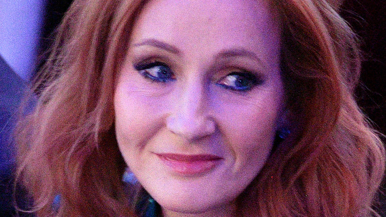 J.K. Rowling wears blue eyeliner at an event