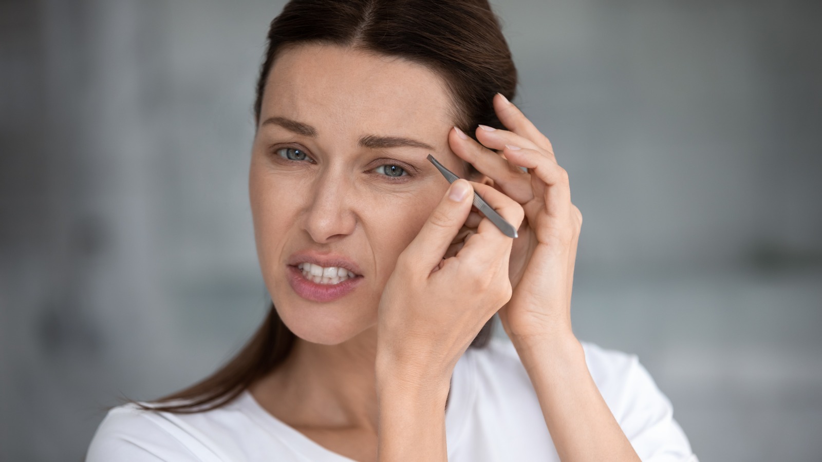 The Surprising Way To Making Tweezing As Painless As Possible