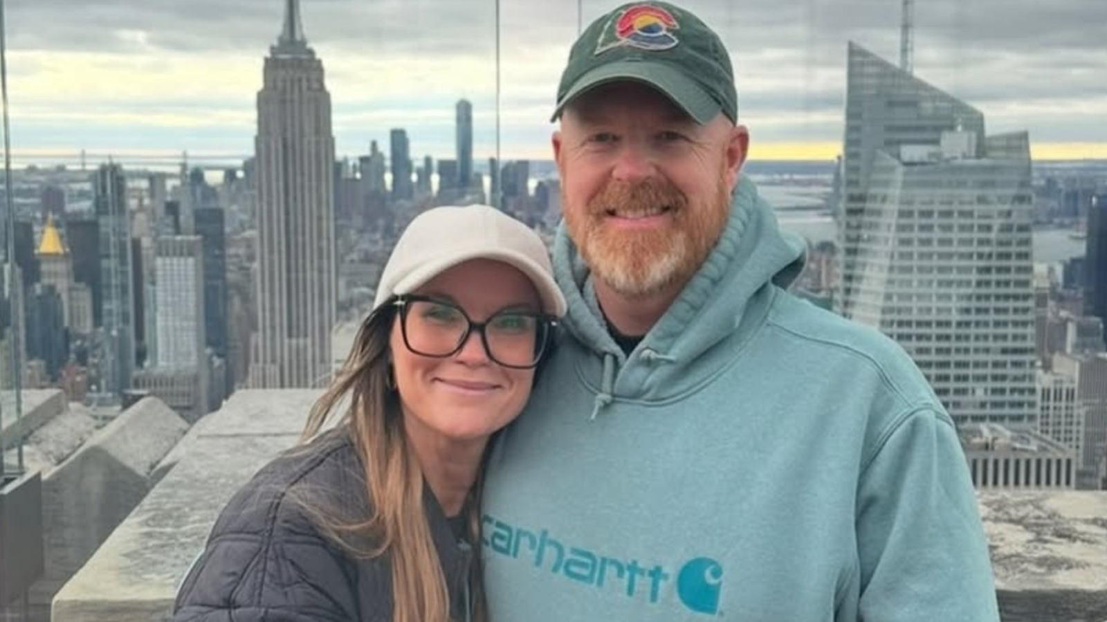 HGTVスター、レスリー・デイヴィスの密かに離婚と新しい関係のタイムライン
