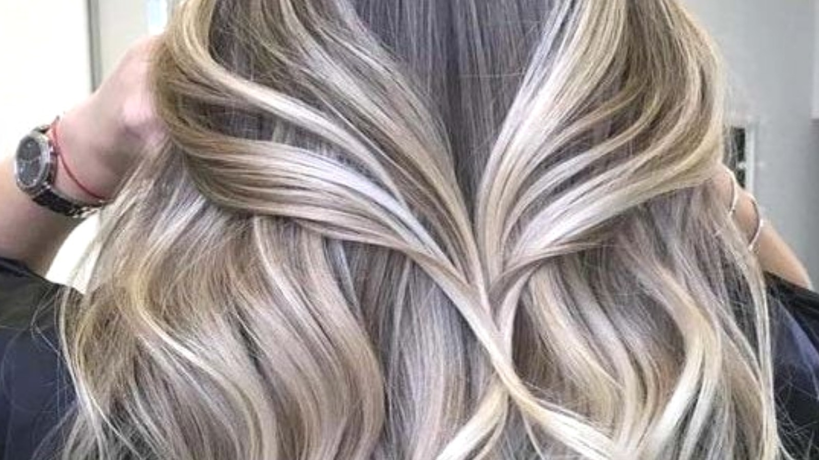 The Toasted Coconut Hair Trend Is Perfect For Warming Up Your Winter Color