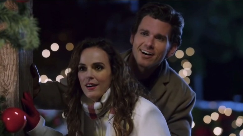 Erin Cahill and Kevin McGarry in "Random Acts of Christmas."