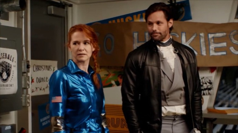 Sarah Drew (left) and Justin Bruening (right) in "Reindeer Games Homecoming."