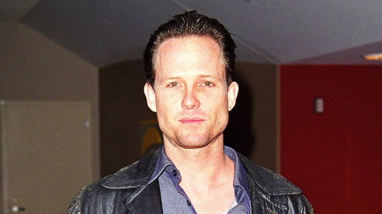 Dean Winters at a movie screening in 2000.