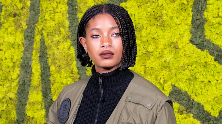 Willow Smith posing on the red carpet