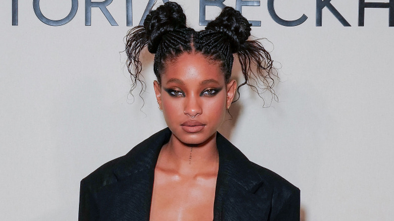 Willow Smith posing on the red carpet