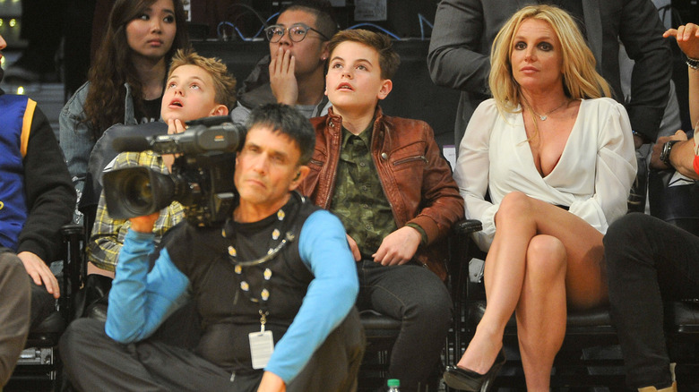 Britney Spears watching a match with her sons