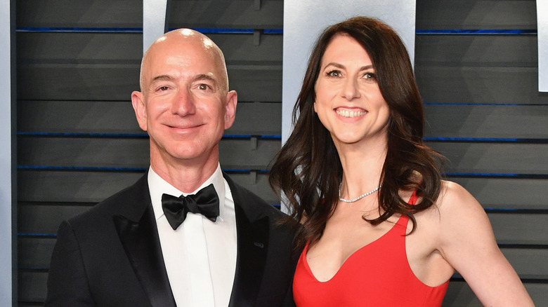 Jeff Bezos and MacKenzie Scott attend the 2018 Vanity Fair Oscar Party at Wallis Annenberg Center for the Performing Arts on March 4, 2018 in Beverly Hills, California.