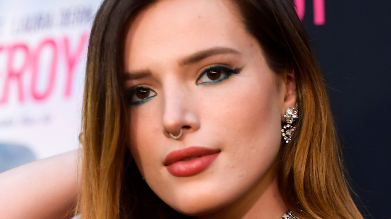 Bella Thorne poses on the red carpet