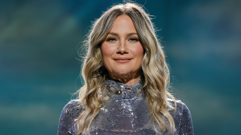 Jennifer Nettles in silver