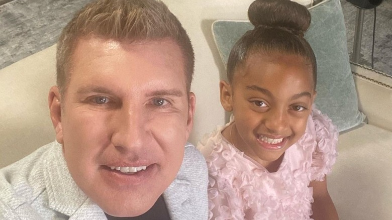 Todd Chrisley takes a selfie with granddaughter Chloe