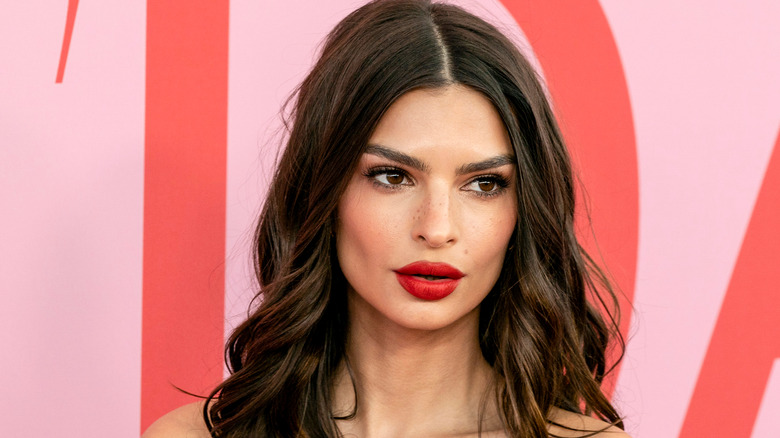Emily Ratajkowski close up 
